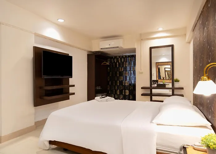 酒店 Synsiri Lat Phrao 83 曼谷