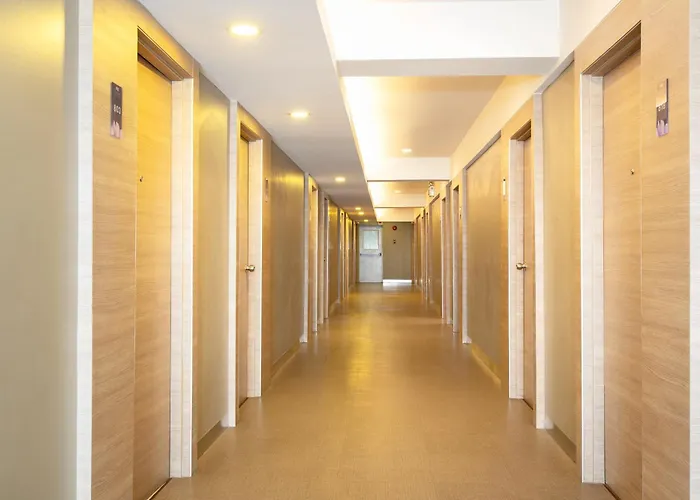 Synsiri Lat Phrao 83 3*